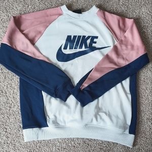 Nike sweatshirt